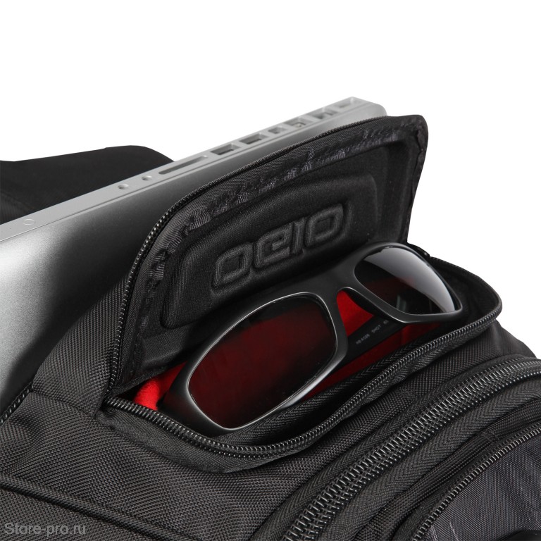 Карман для очков в рюкзаке OGIO Renegade RSS